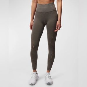 Spiritual Gangster Olive Leggings